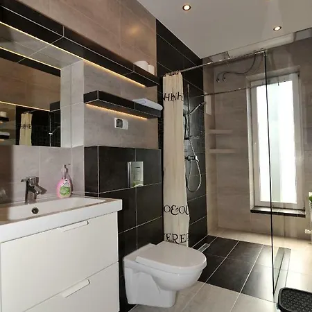 Kosciuszki 8 * 扎科帕内