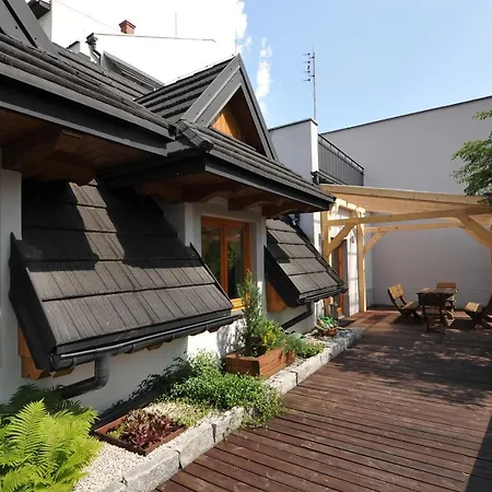 Kosciuszki 8 Apartmán